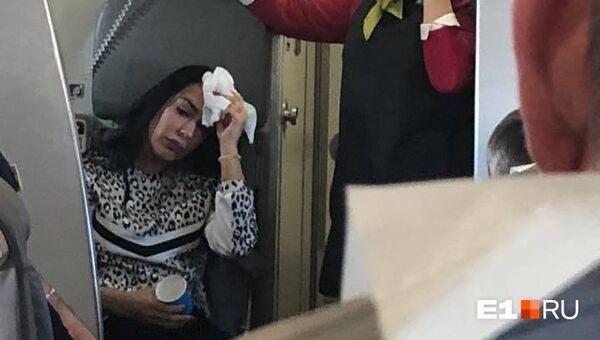 Жара на борту самолета, в котором летела группа Чайф Жара на борту самолета, в котором летела группа Чайф