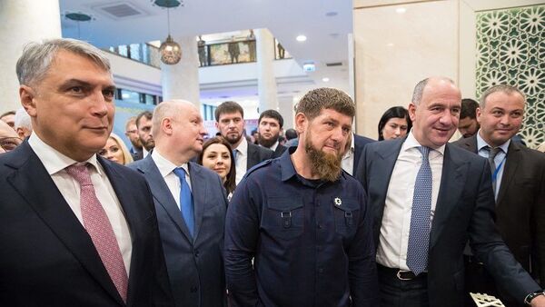 Участники пленарного заседания по итогам Vl Международного форума СМИ Участники пленарного заседания по итогам Vl Международного форума СМИ