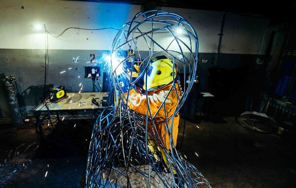 Сварщица Александра Weld Queen Сварщица Александра Weld Queen