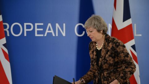 Brexit без разговора. Тереза Мэй покинула саммит ЕС, не прощаясь Brexit без разговора. Тереза Мэй покинула саммит ЕС, не прощаясь