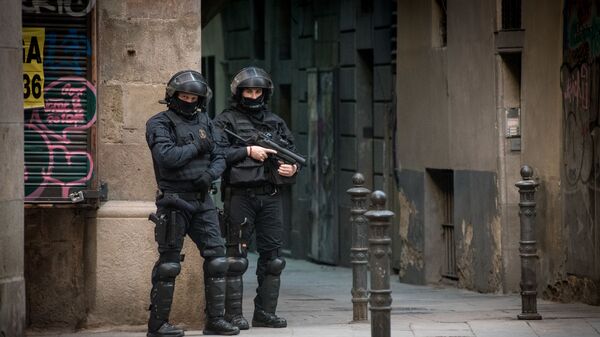 Сотрудники полиции в Испании Сотрудники полиции в Испании