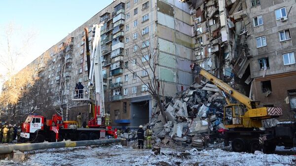 Ликвидация последствий обрушения одного из подъездов жилого дома в Магнитогорске