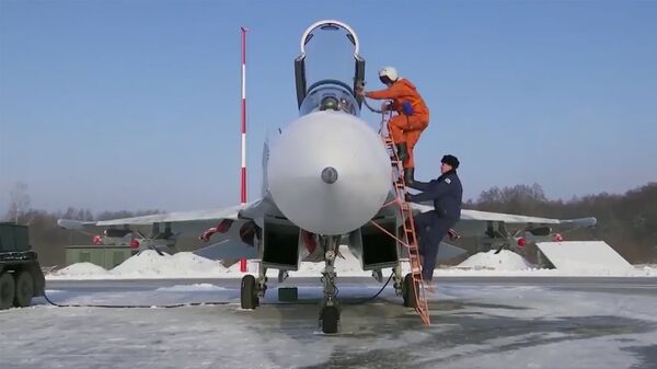Скриншот видео перехвата истребителем Су-27 самолета-разведчика Гольфстрим ВВС Швеции Скриншот видео перехвата истребителем Су-27 самолета-разведчика Гольфстрим ВВС Швеции