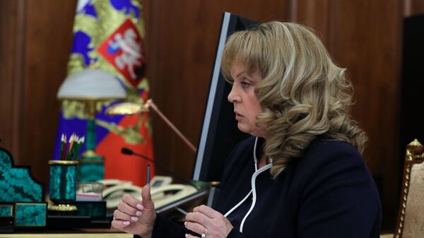 Председатель Центральной избирательной комиссии РФ Элла Памфилова во время встречи с Владимиром Путиным. 24 января 2019 Председатель Центральной избирательной комиссии РФ Элла Памфилова во время встречи с Владимиром Путиным. 24 января 2019