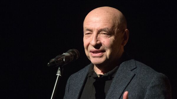 Режиссер и сценарист Александр Бородянский Режиссер и сценарист Александр Бородянский