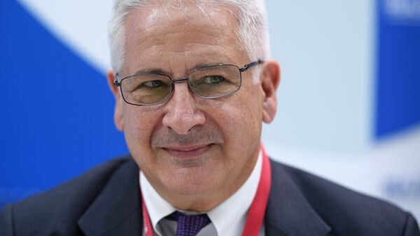 Алексис Родзянко на стенде МИА Россия сегодня на Российском инвестиционном форуме в Сочи Алексис Родзянко на стенде МИА Россия сегодня на Российском инвестиционном форуме в Сочи