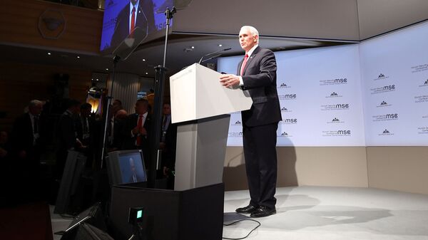 Вице-президент США Майк Пенс во время конференции по безопасности в Мюнхене. 16 февраля 2019 Вице-президент США Майк Пенс во время конференции по безопасности в Мюнхене. 16 февраля 2019