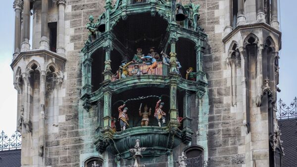 Часы Глокеншпиль на Новой Ратуше в Мюнхене