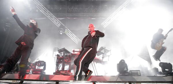 Выступление британской группы The Prodigy Выступление британской группы The Prodigy
