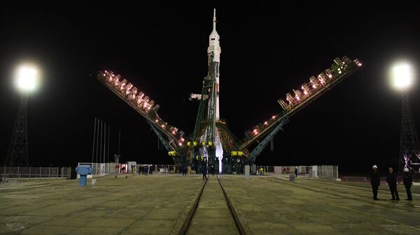 Ракета-носитель Союз-ФГ с пилотируемым кораблем Союз МС-12 на стартовом столе первой Гагаринской стартовой площадки космодрома Байконур Ракета-носитель Союз-ФГ с пилотируемым кораблем Союз МС-12 на стартовом столе первой Гагаринской стартовой площадки космодрома Байконур