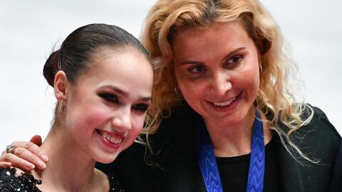 Этери Тутберидзе и Алина Загитова Этери Тутберидзе и Алина Загитова