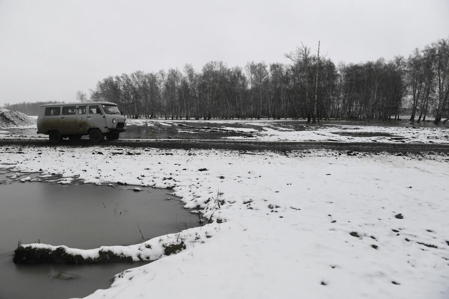 Дорога в деревне Аполлоновка