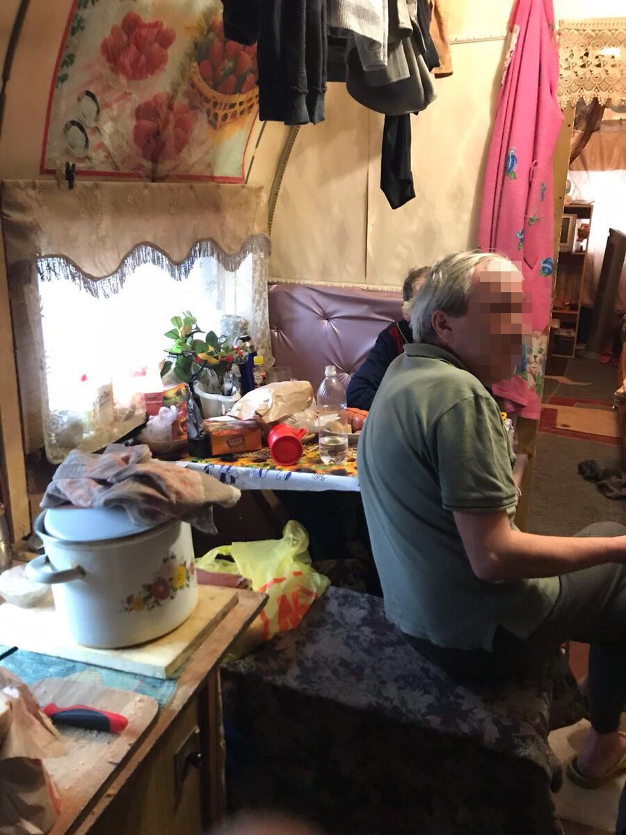 Слава с братом на кухне Слава с братом на кухне