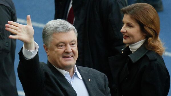 Кандидат в президенты Украины Петр Порошенко во время дебатов на стадионе Олимпийский в Киеве Кандидат в президенты Украины Петр Порошенко во время дебатов на стадионе Олимпийский в Киеве