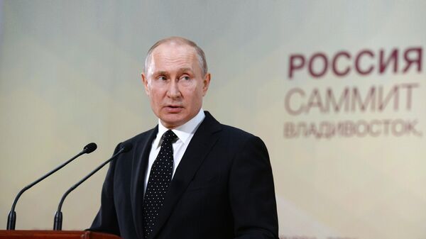 Президент РФ Владимир Путин на пресс-конференции по итогам российско-корейских переговоров. 25 апреля 2019 Президент РФ Владимир Путин на пресс-конференции по итогам российско-корейских переговоров. 25 апреля 2019