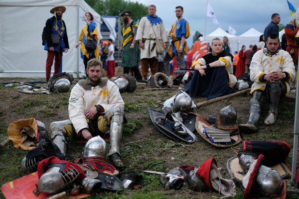 Участники чемпионата по историческому средневековому бою Битва наций Участники чемпионата по историческому средневековому бою Битва наций