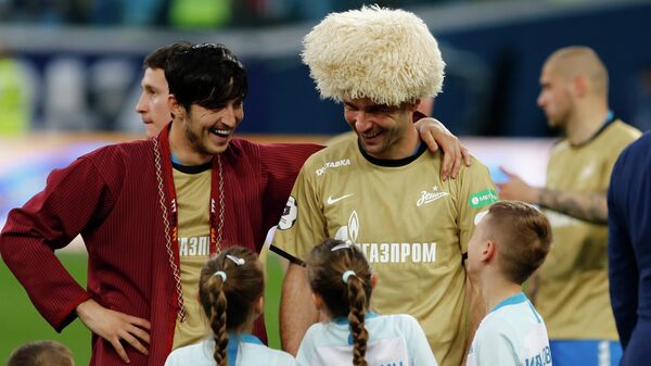 Сердар Азмун и Бранислав Иванович Сердар Азмун и Бранислав Иванович