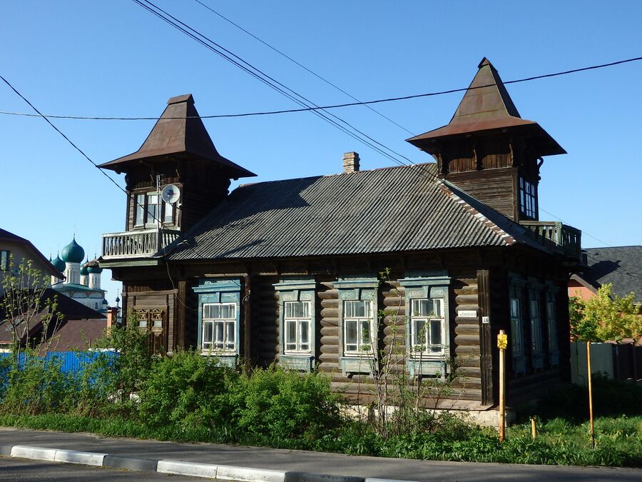 Дом с бельведерами Дом с бельведерами