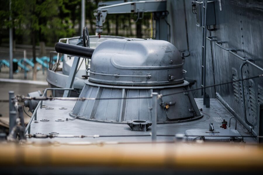 Шестиствольная пушка АК-630М на борту корвета проекта 20380 Совершенный Шестиствольная пушка АК-630М на борту корвета проекта 20380 Совершенный