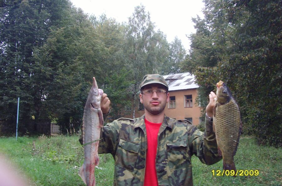 Богомолов любит рыбалку Богомолов любит рыбалку