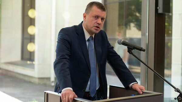 Министр иностранных дел Эстонии Урмас Рейнсалу Министр иностранных дел Эстонии Урмас Рейнсалу