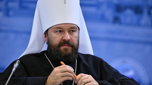 Митрополит Иларион рассказал, что объединяет православных и католиков