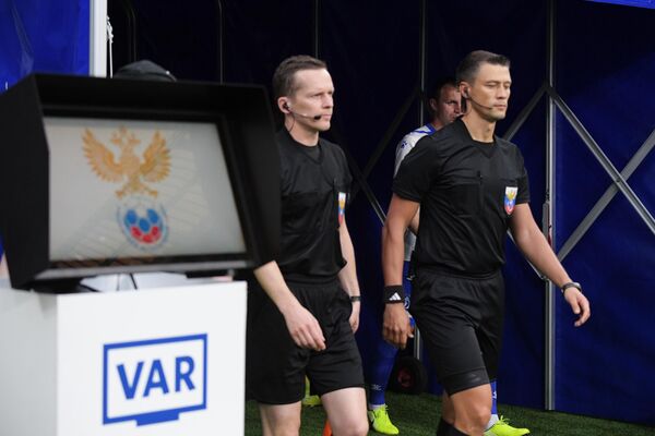 Арбитры матча РПЛ Арбитры матча РПЛ