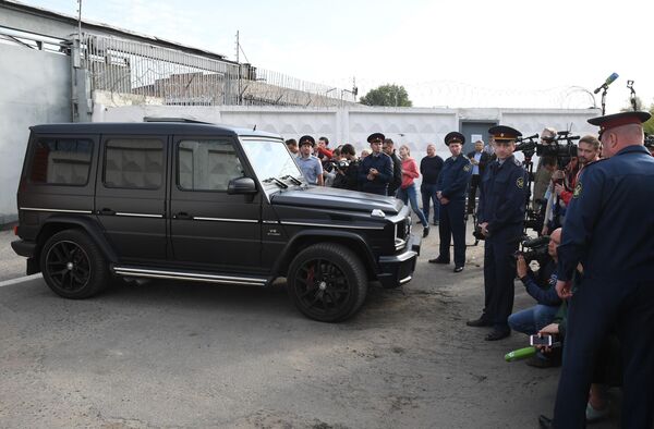 Футболистов П. Мамаева и А. Кокорина освободили из колонии по УДО Футболистов П. Мамаева и А. Кокорина освободили из колонии по УДО