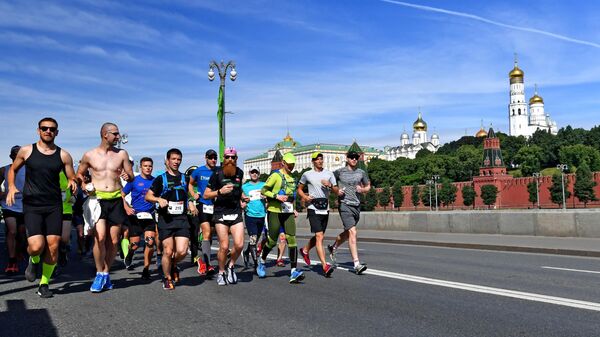 Фото спорт москва. Спорт в Москве. Спорт-марафон, Москва. Денежный приз Московский марафон. Великие спортивные события.