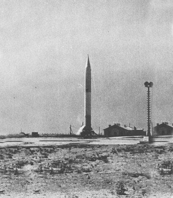 Первый пуск стратегической ракеты Р-5. Ее модификация Р-5М Первый пуск стратегической ракеты Р-5. Ее модификация Р-5М