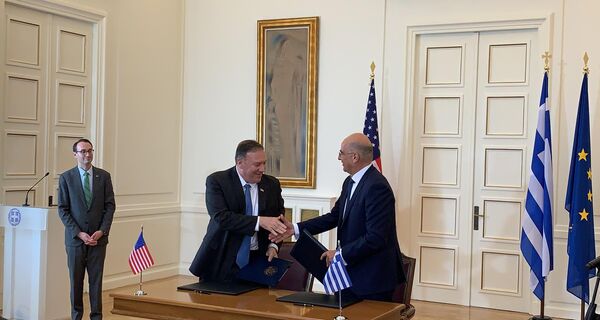 Государственный секретарь США Майк Помпео в МИД Греции. 5 октября 2019 Государственный секретарь США Майк Помпео в МИД Греции. 5 октября 2019
