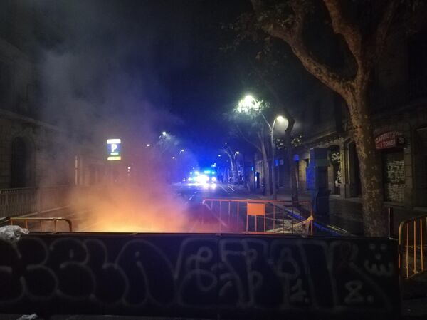 Поджоги баррикад на субботних протестах в Барселоне. 19 октября 2019 Поджоги баррикад на субботних протестах в Барселоне. 19 октября 2019