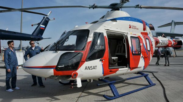 Вертолет Ансат на международном авиасалоне Dubai Airshow 2019 в Дубае Вертолет Ансат на международном авиасалоне Dubai Airshow 2019 в Дубае