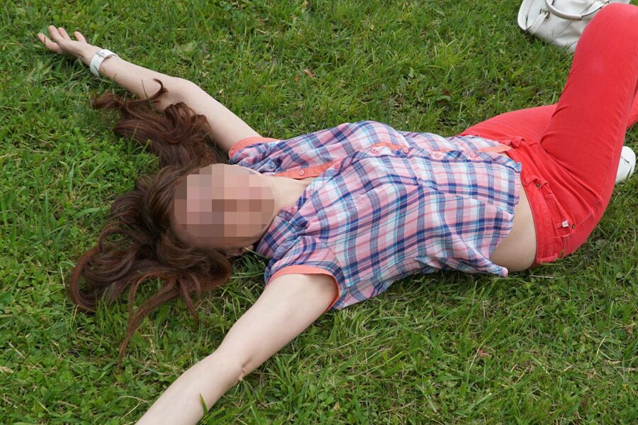 В сообщество анонимных должников Ирина пришла, когда у нее в квартире за неуплату отключили электричество В сообщество анонимных должников Ирина пришла, когда у нее в квартире за неуплату отключили электричество