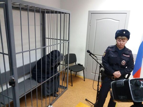 Глава секты Ученики Христа Земфира Гайнуллина в зале суда Глава секты Ученики Христа Земфира Гайнуллина в зале суда
