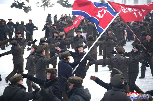 Торжественное открытие города Самчжиён в Северной Корее Торжественное открытие города Самчжиён в Северной Корее
