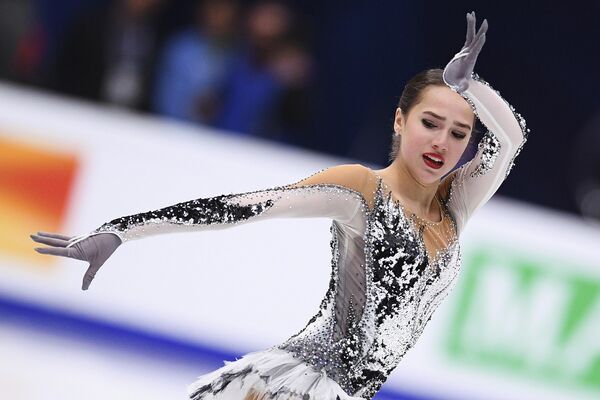Фигуристка Алина Загитова Фигуристка Алина Загитова