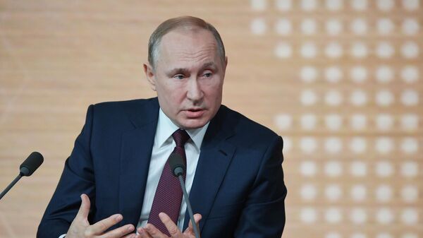 Президент РФ Владимир Путин на большой ежегодной пресс-конференции Президент РФ Владимир Путин на большой ежегодной пресс-конференции