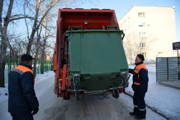 Вывоз отходов с контейнерной площадки на мусоросортировочный комплекс в Свердловской области Вывоз отходов с контейнерной площадки на мусоросортировочный комплекс в Свердловской области
