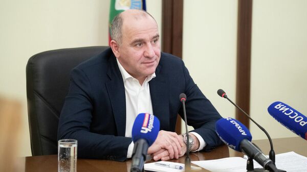 Глава Карачаево-Черкесии Рашид Темрезов Глава Карачаево-Черкесии Рашид Темрезов