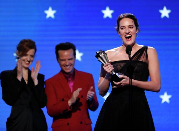 Фиби Уоллер-Бридж на церемонии вручения премии Critics' Choice Awards Фиби Уоллер-Бридж на церемонии вручения премии Critics' Choice Awards