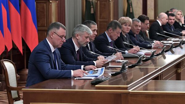Члены кабинета министров на встрече президента РФ Владимира Путина и председателя правительства РФ Дмитрия Медведева с членами правительства РФ Члены кабинета министров на встрече президента РФ Владимира Путина и председателя правительства РФ Дмитрия Медведева с членами правительства РФ
