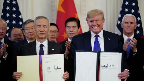 Первый пакт уже подписали. Трамп и Си опять готовы дружить хозяйствами Первый пакт уже подписали. Трамп и Си опять готовы дружить хозяйствами
