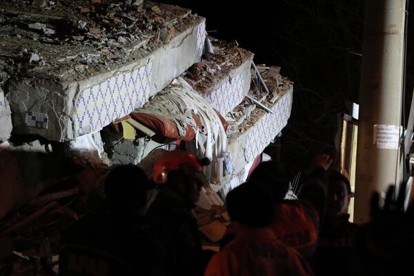 Последствия землетрясения на востоке Турции. 24 января 2020 Последствия землетрясения на востоке Турции. 24 января 2020