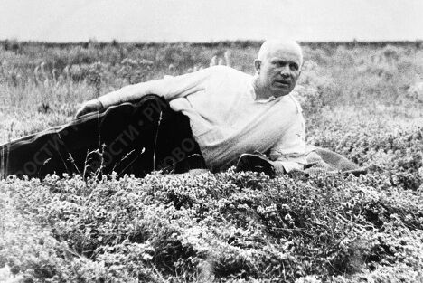 Н. С. Хрущев в годы войны Н. С. Хрущев в годы войны