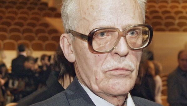 Писатель Б.Васильев Писатель Б.Васильев
