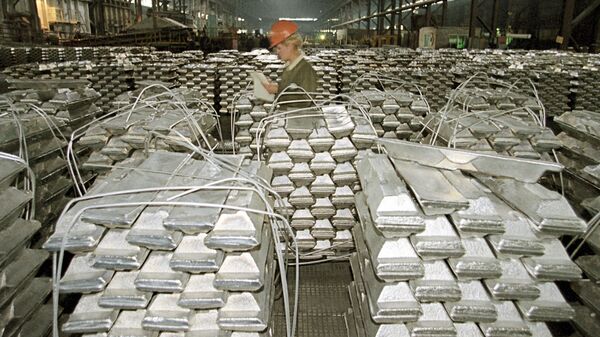 Продукция Саянского алюминиевого завода, архивное фото Продукция Саянского алюминиевого завода, архивное фото