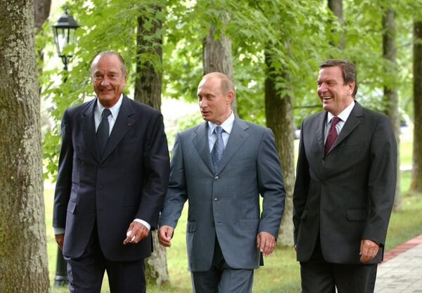 В.Путин, Ж.Ширак, Г.Шредер во время встречи В.Путин, Ж.Ширак, Г.Шредер во время встречи