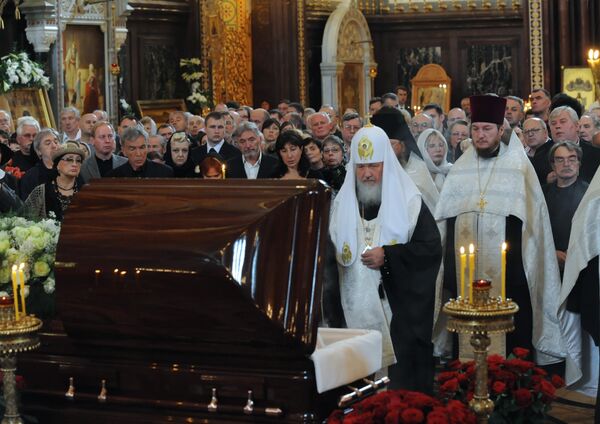 Отпевание Сергея Михалкова в Храме Христа Спасителя Отпевание Сергея Михалкова в Храме Христа Спасителя