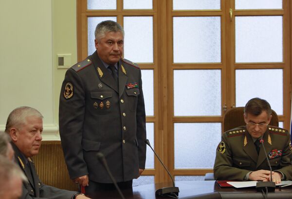 Начальником ГУВД Москвы назначен Владимир Колокольцев Начальником ГУВД Москвы назначен Владимир Колокольцев